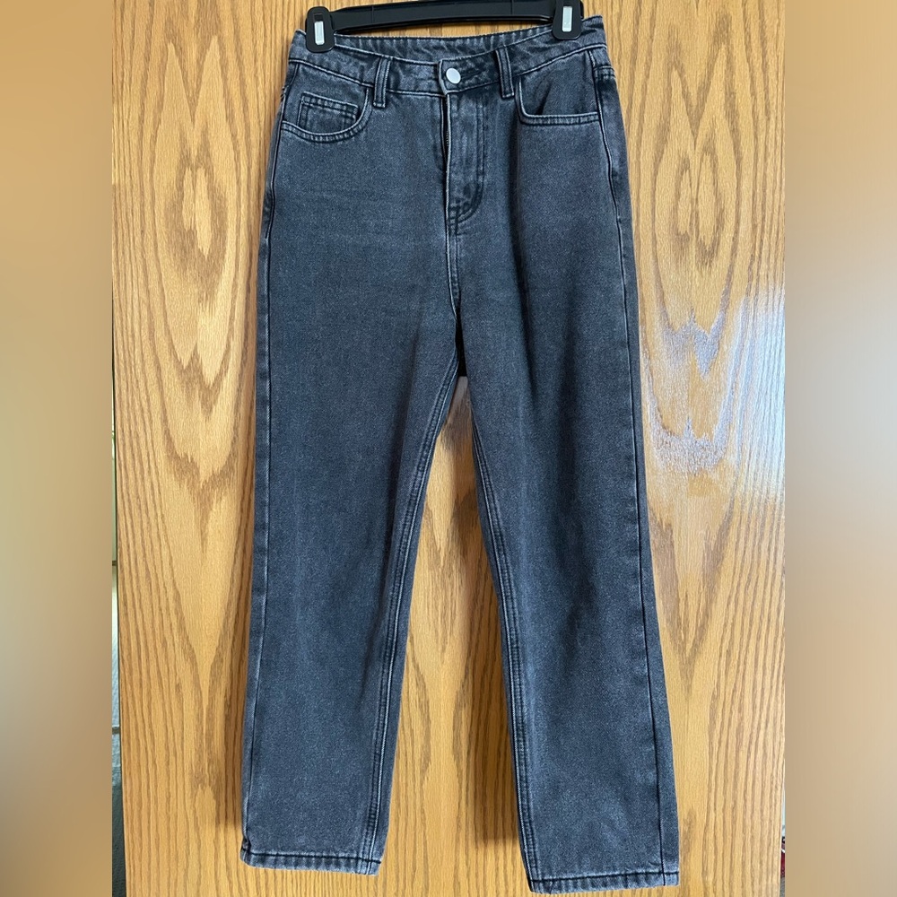 High waisted jeans